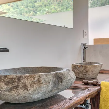 Splendido Attico Per Chi Ama Escursioni Nella Natura דירה